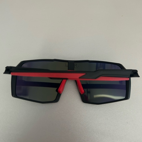 B-Fresh Sunglasses -EUC - Picture 5 of 5